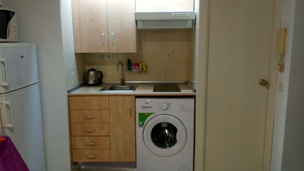 Estudio Con Balcon Plaza Espana Barcelona Luaran gambar